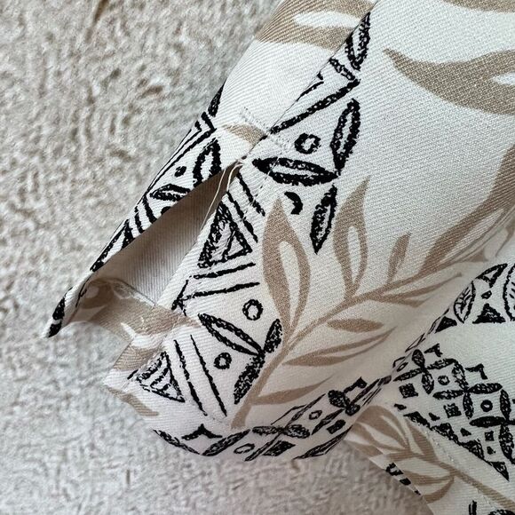 Island Republic Silk Hawaiian Short Sleeve Button Up Shirt - Picture 5 of 10